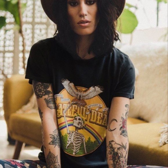 Grateful Dead Graphic Tee - Picture 4 of 5